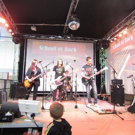 Cool of Rock Live-11